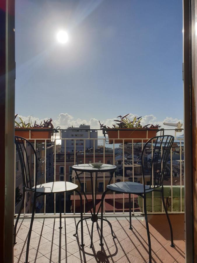 Bed and Breakfast Oasi Al Centro Con Parcheggio Salerno Exteriér fotografie