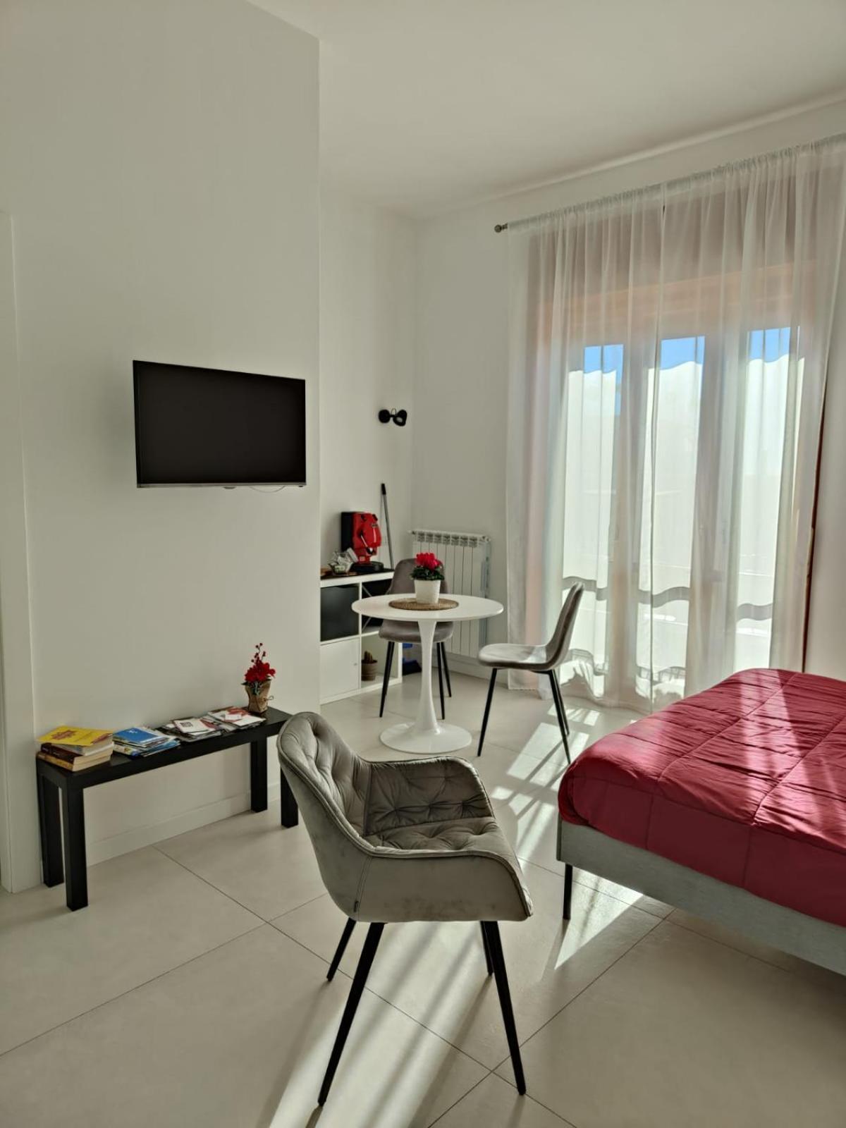 Bed and Breakfast Oasi Al Centro Con Parcheggio Salerno Exteriér fotografie